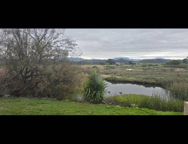 4 BEDROOM HOUSE FOR SALE IN KLEIN BRAK RIVIER